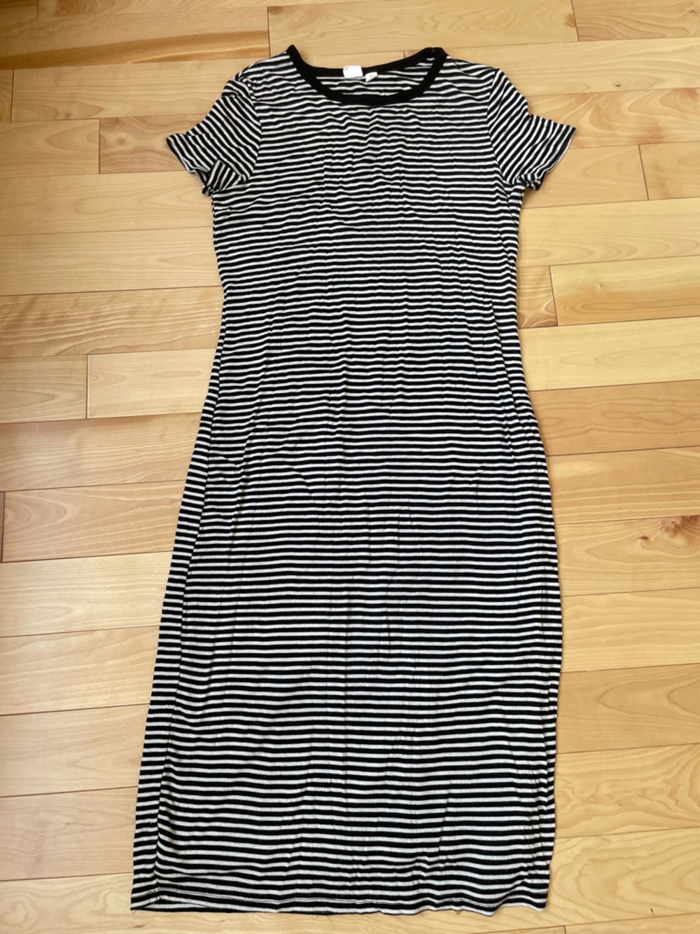 Black & White Striped Women’s Dress